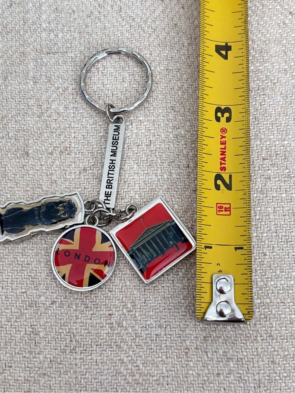 Vintage The British Museum Key Chain - Picture 5 of 5